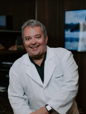 Dr. Vladmir Pinheiro - Uro-Oncologista