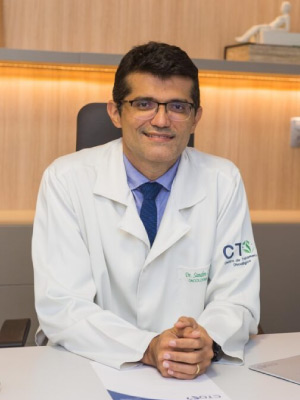 Dr. Sandro Cavallero – Oncologista